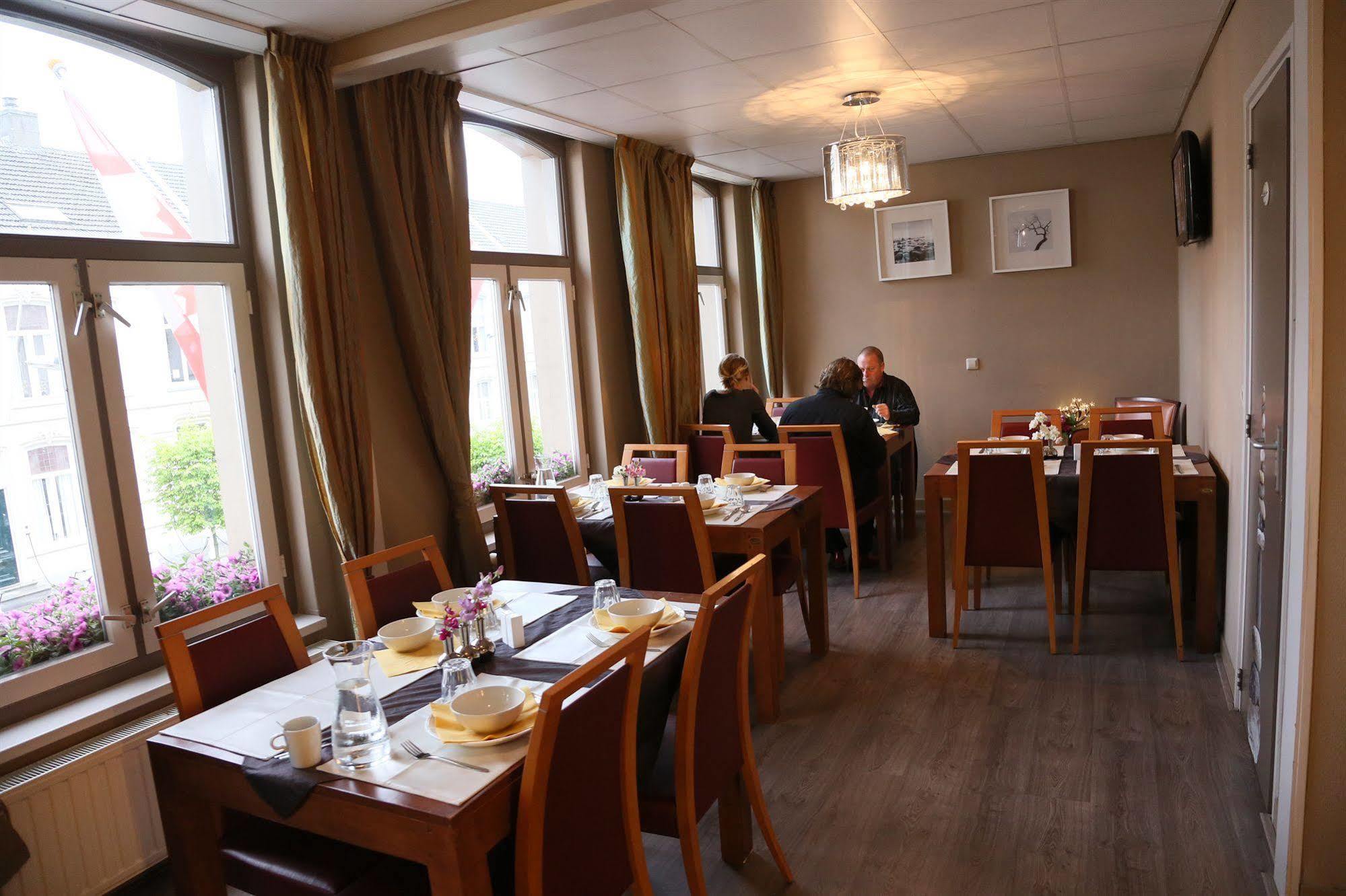Hotel Old Dutch Bergen Op Zoom Dış mekan fotoğraf